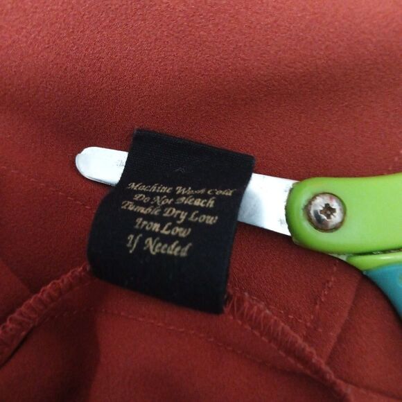 Ladies Button Down Bunched Sleeve Shirt - Size: Large     (0872) - Picture 4 of 5